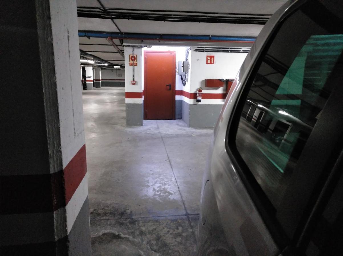 Andramari Tourist Home Parking& Wifi Amorebieta-Etxano Exteriér fotografie